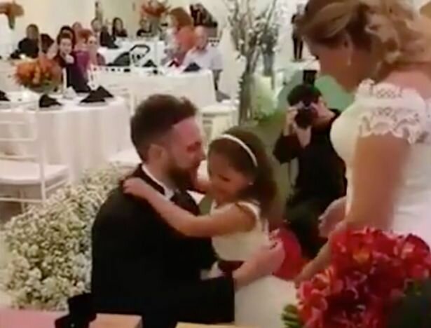 Video : शादी में पिता ने बेटी को किया प्रपोज