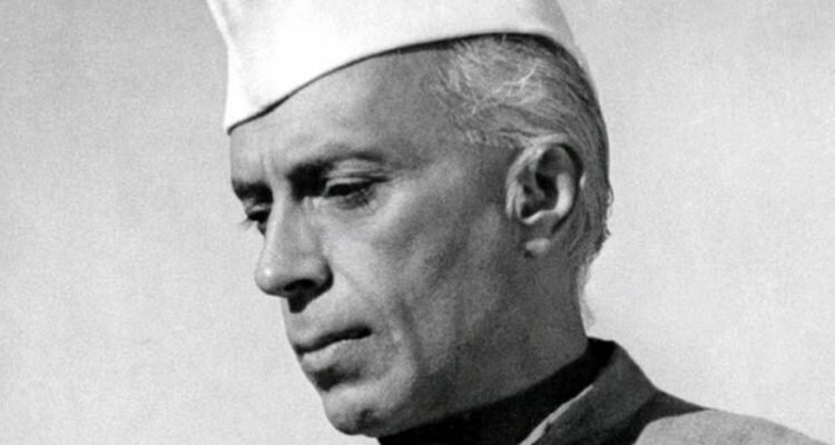 नेहरू के प्यार में दीवानी थीं इस बड़े उद्योगपति की पत्नी, शादी करने के लिए छोड़ दिया था घर